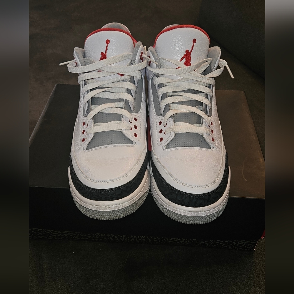 Air Jordan Retro 3